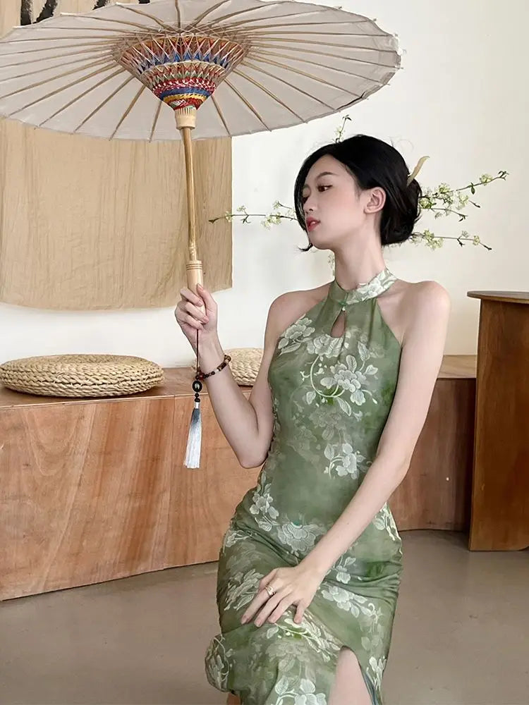Qing Green Halter Modern Qipao Maxi Dress Secondary image
