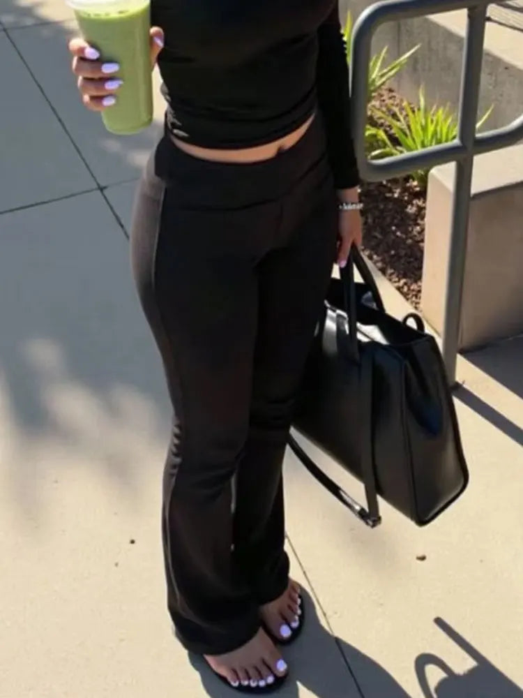 Maren High-Waist Flared Yoga Pants One-piece Secondary image