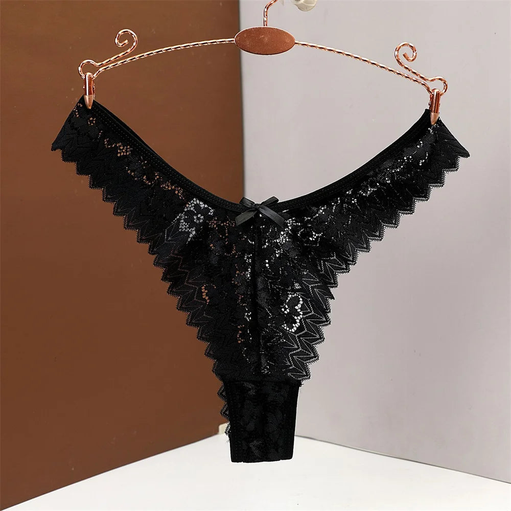 Valora V-Shape Lace Thong Pack Lingerie 3-piece