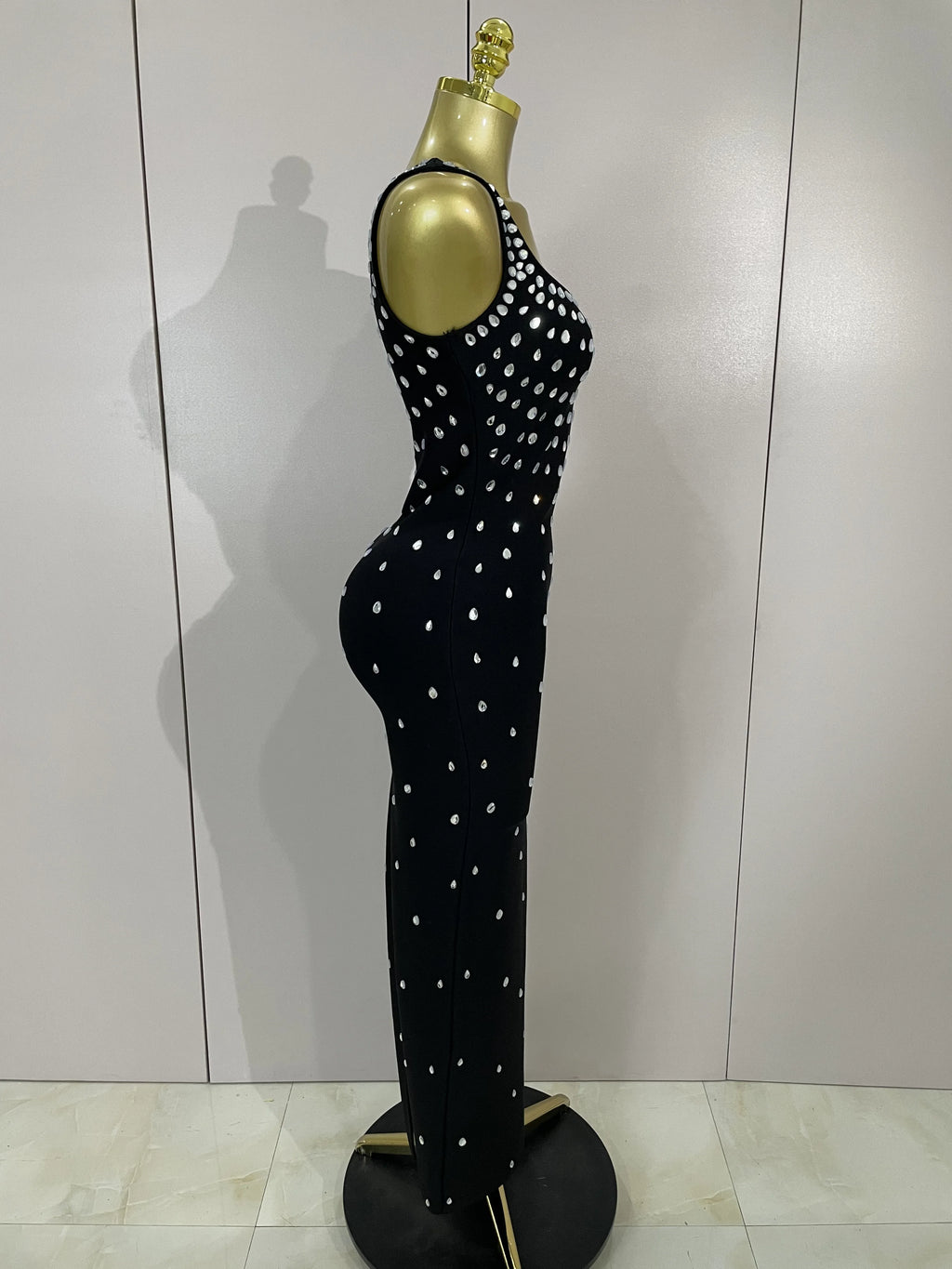 Tahlia Diamond Square-Neck Bandage Maxi Dress