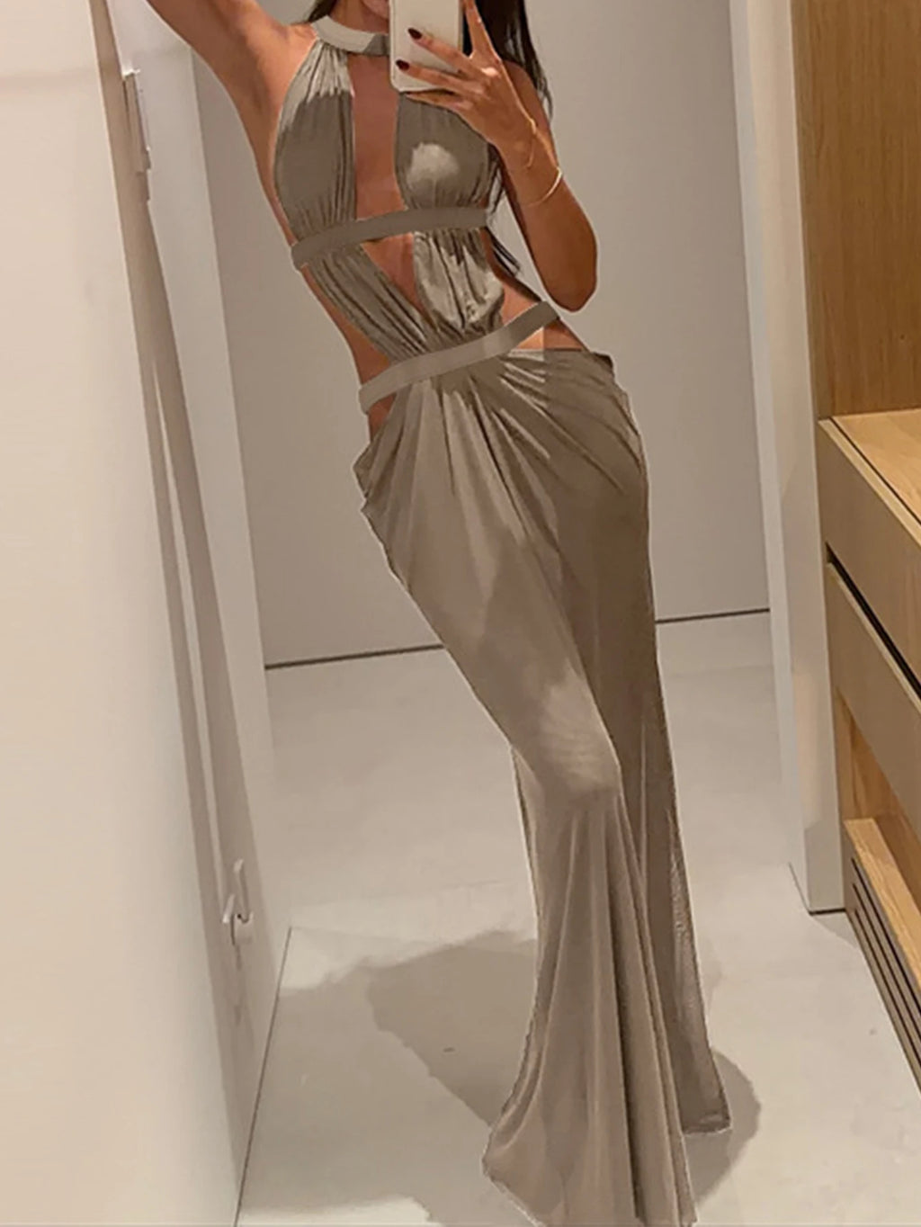 Elaria Backless Bodycon Maxi Dress