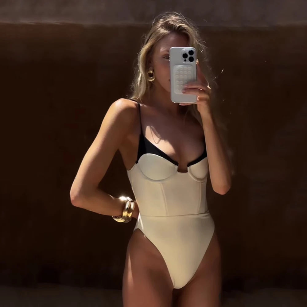 Harlequin Contrast Retro Monokini One-piece Main image