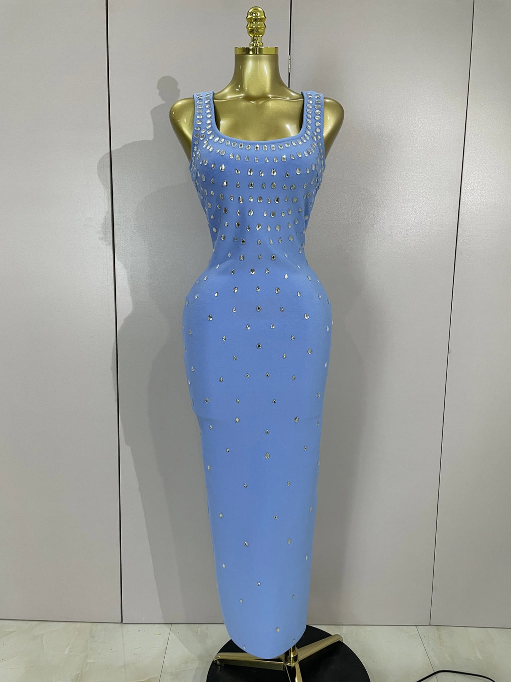 Tahlia Diamond Square-Neck Bandage Maxi Dress