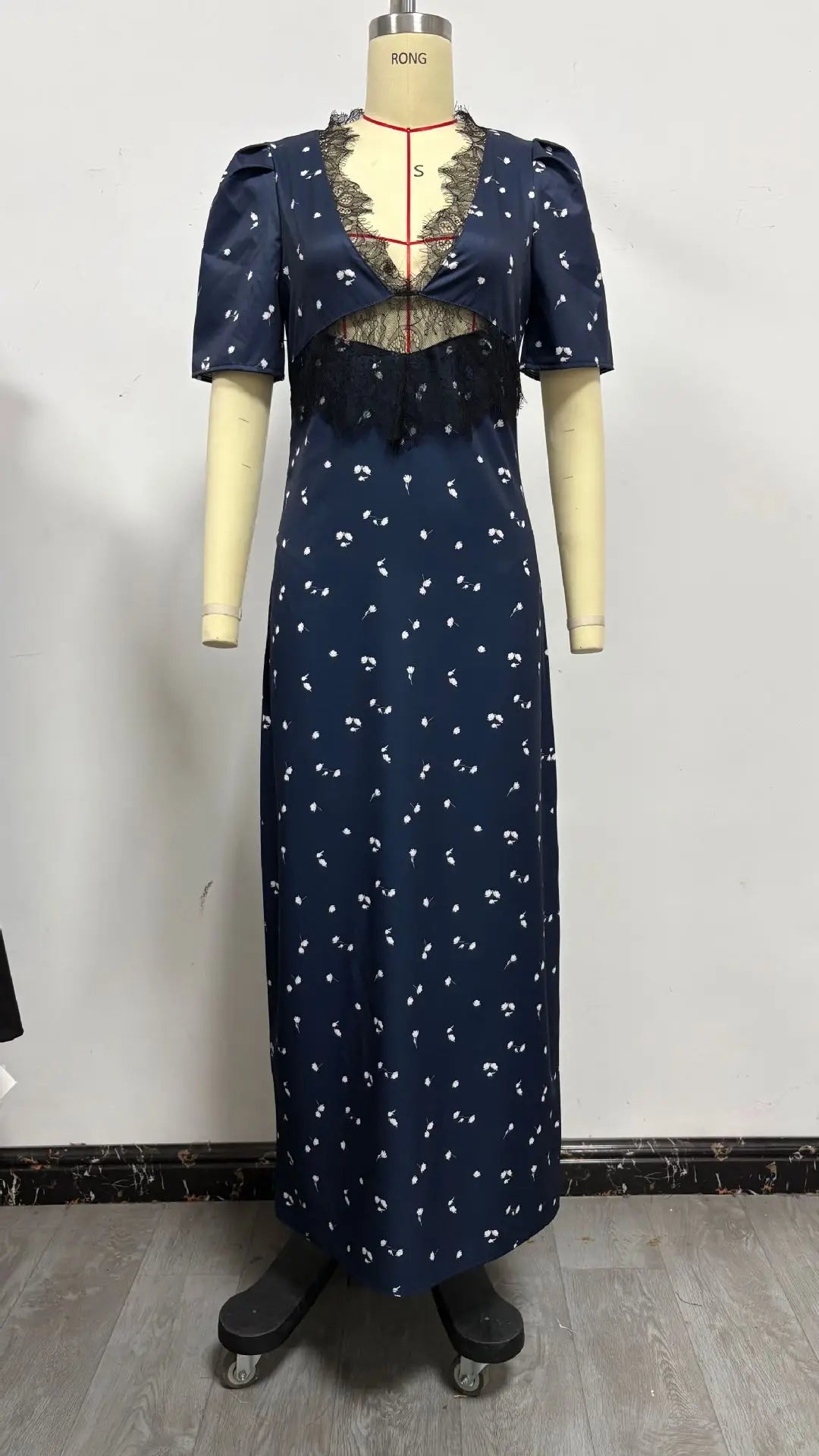 Francesca Bodycon Lace Maxi Dress