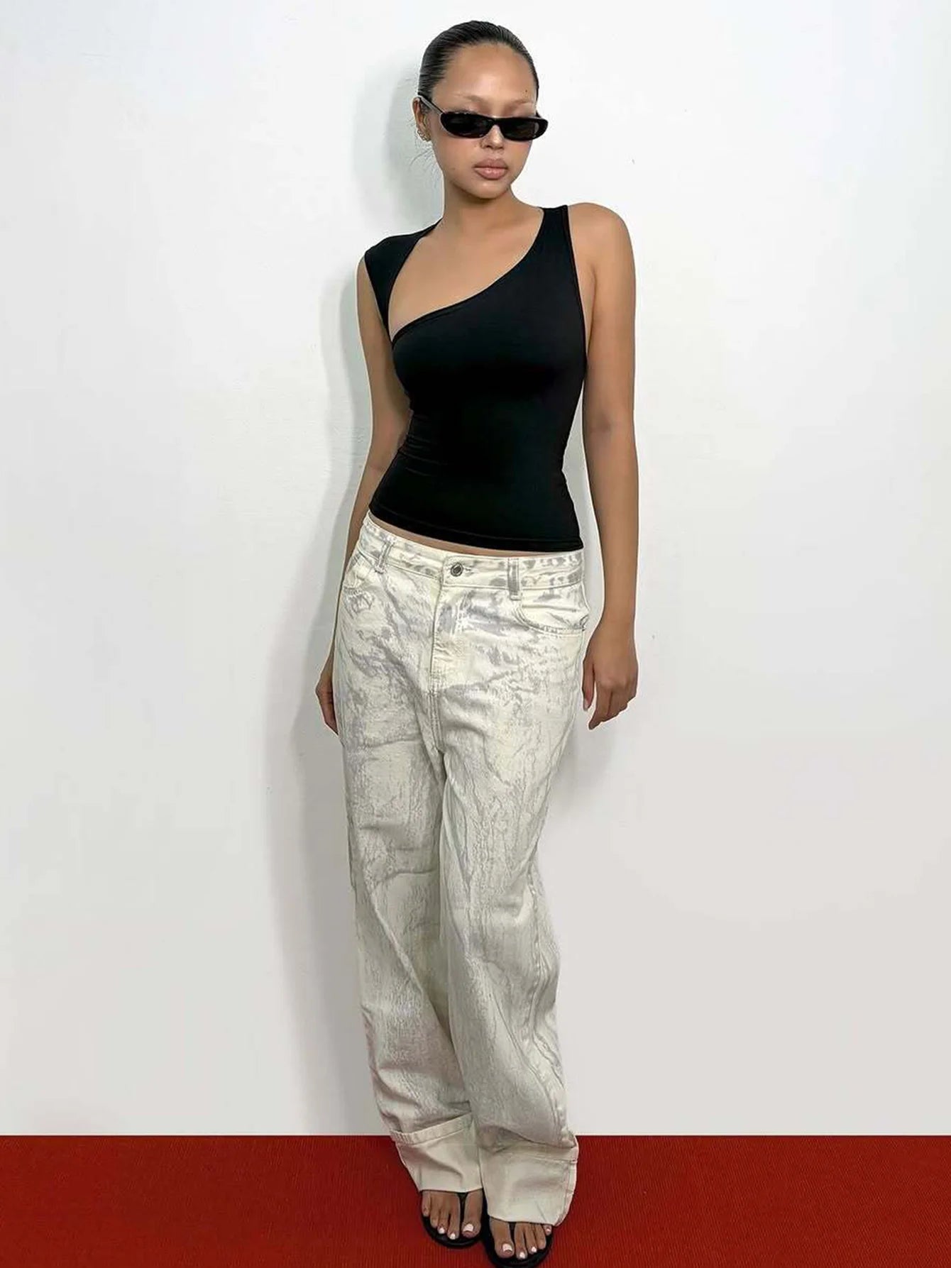 Arielle Asymmetric One-Shoulder Backless Tank Top One-piece Secondary image