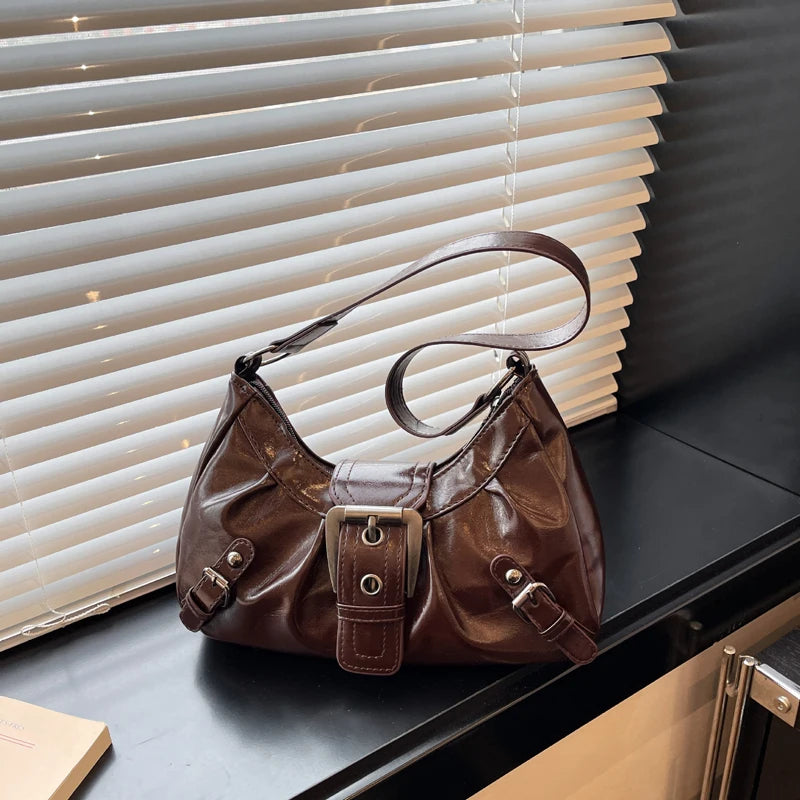 Y2K Retro Pleated Hobo Shoulder Bag for Women Hot Selling Maillard Style Underarm Bag Clutch Handbags for Travel Work Shopping Main image