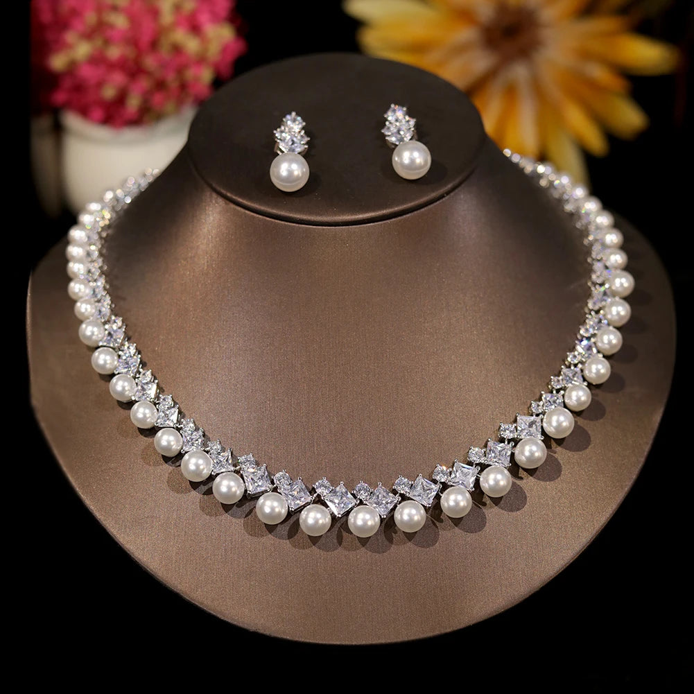 Ianthe Pearl Crystal Necklace & Earring Jewelry Set