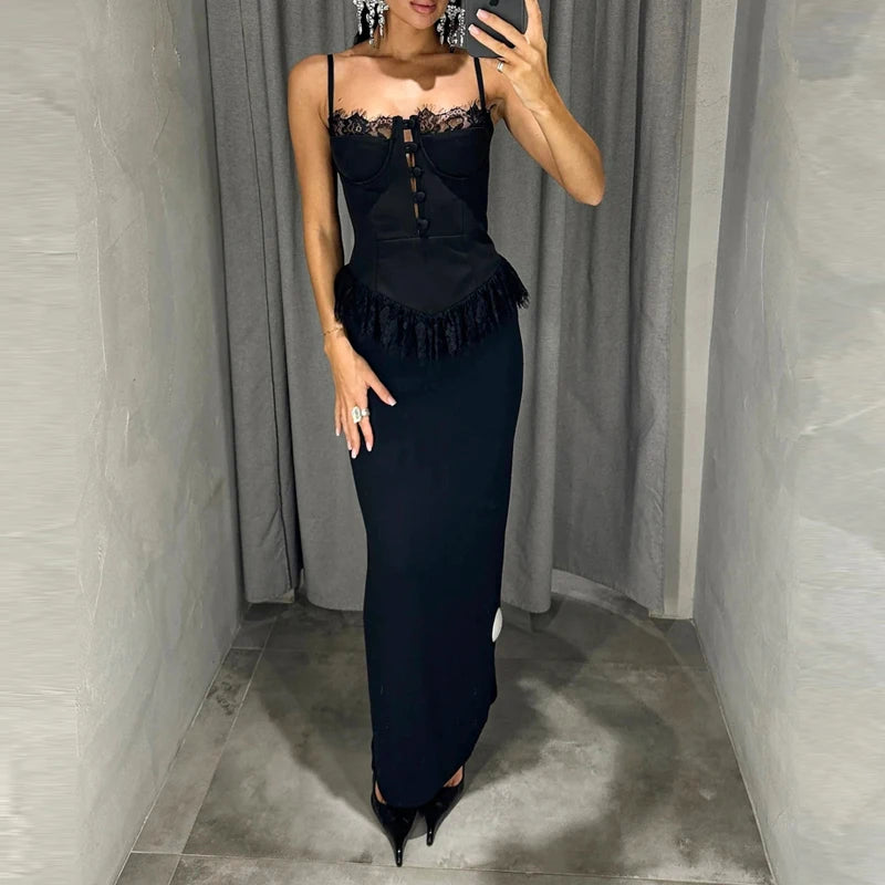 Monique Lace Sleeveless Blouse One-piece