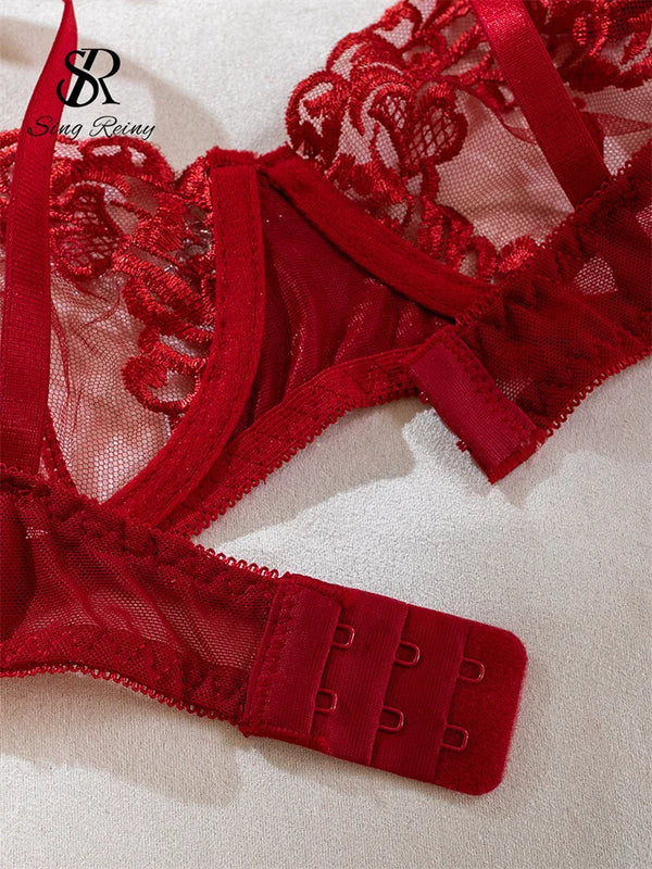 Oriane Floral Embroidered Chain-Trim Garter Lingerie Set