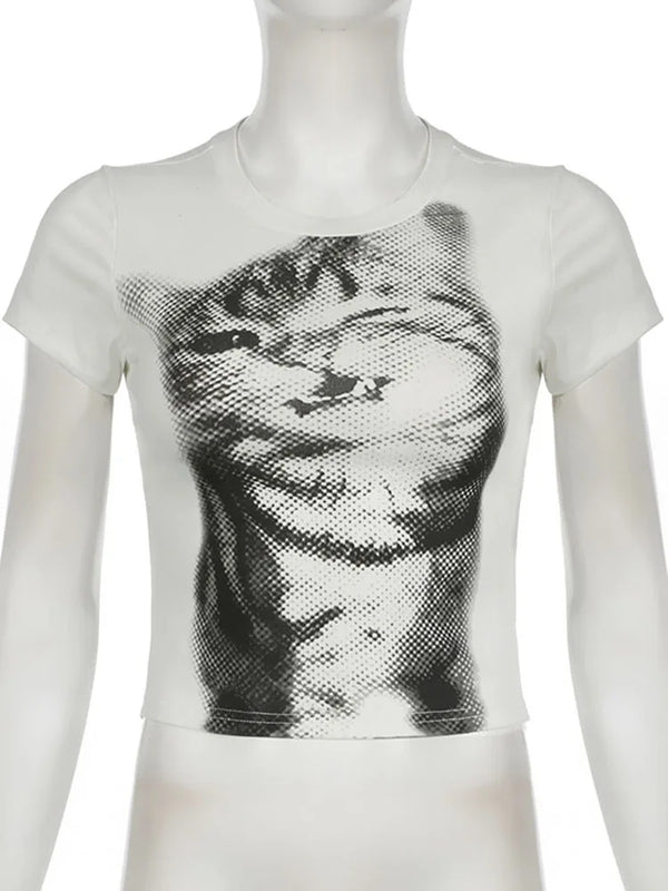 Yuki Graphic Crop Tee