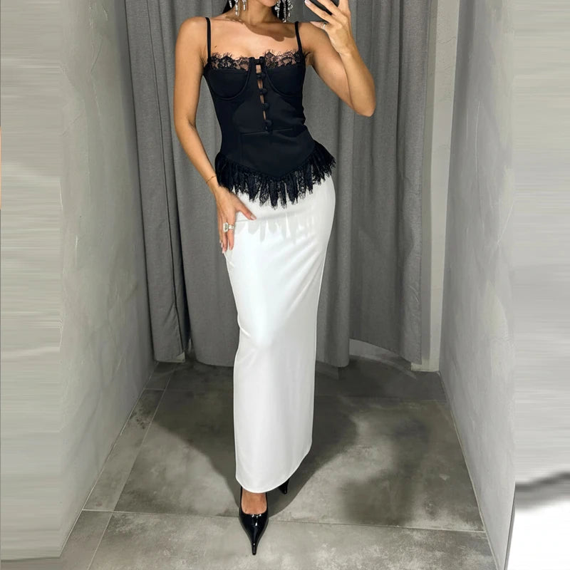 Monique Lace Sleeveless Blouse One-piece