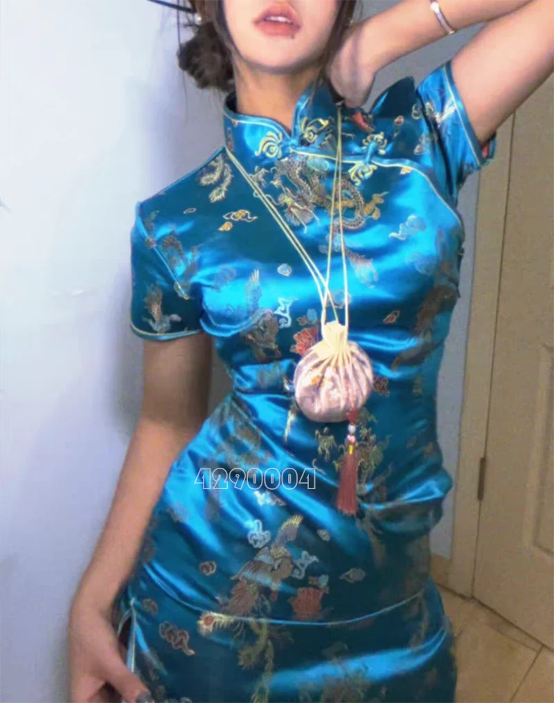Jia Floral Plus-Size Qipao Midi Dress