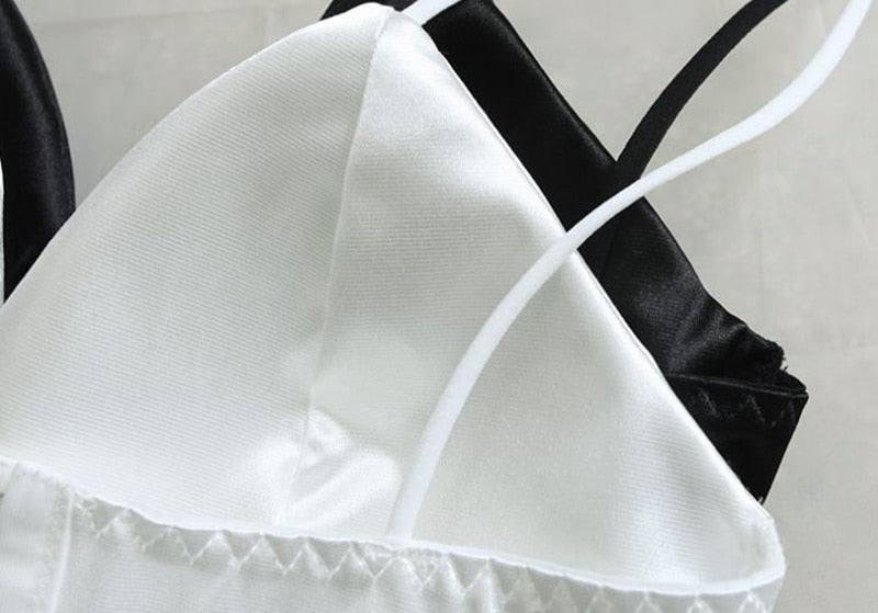 Silk Cami Tank Tops Women'S Camisole Spaghetti Strap Women V Neck White Black Sleeveless Streetwear High Street With Chest Pad