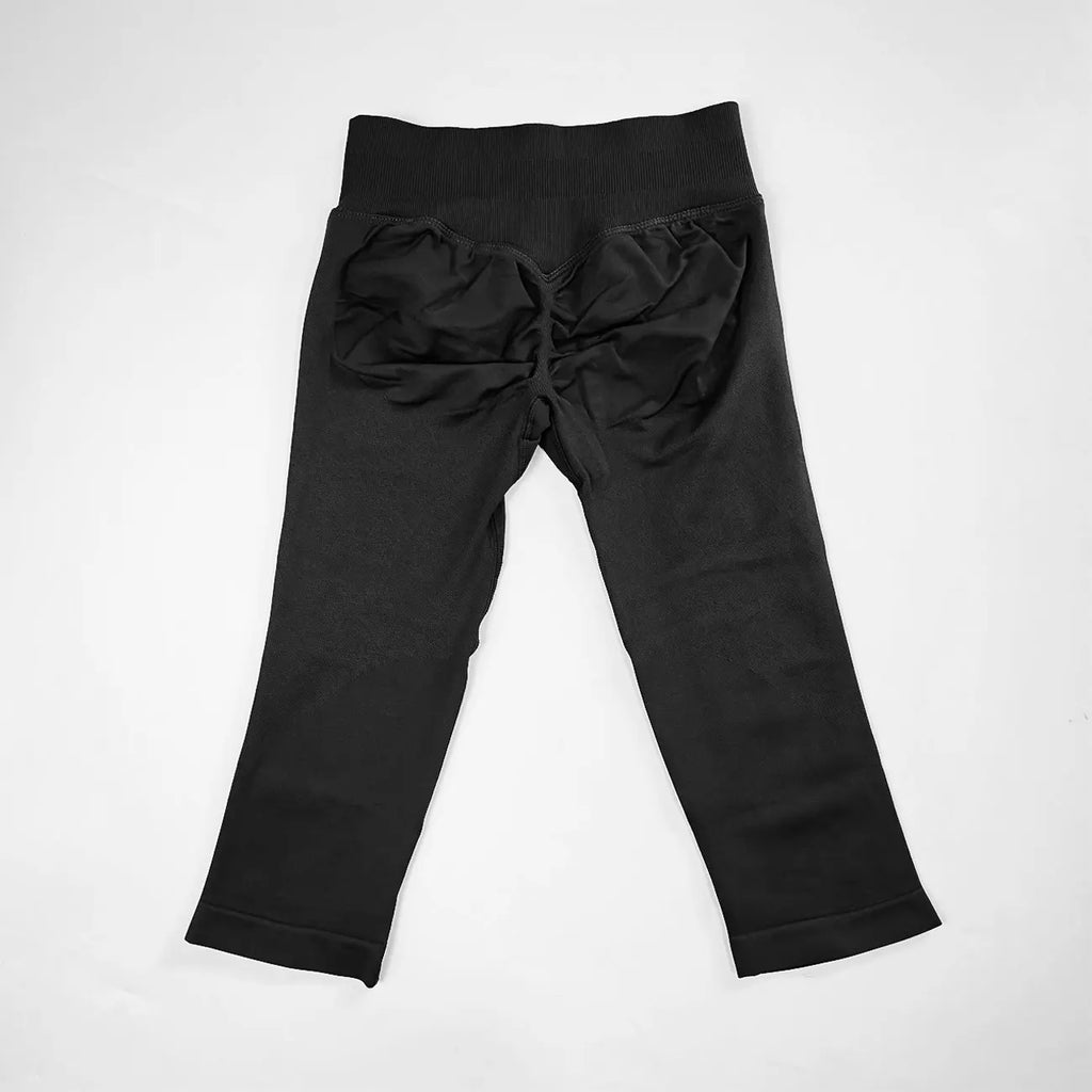 Selene Seamless Scrunch-Butt Yoga Capri Leggings Activewear One-piece