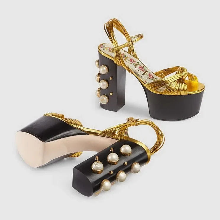 2026 Luxury Brand Women's Summer Fashion Metal Platform Sandals Large 34-42 Super High Heel Thick Bottom Rivet Party Women Shoes