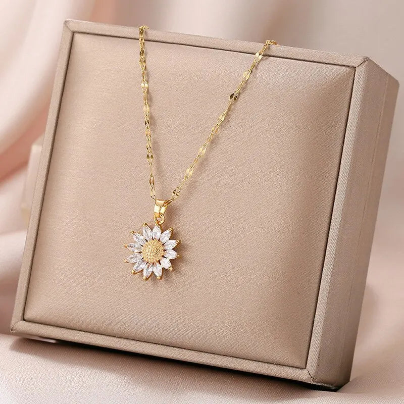 Delia Zirconia Flower Pendant Necklace
