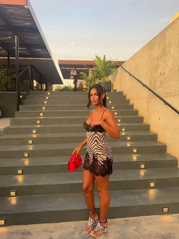 Sexy Zebra Print Lace Trim Dress Women Chic V-neck Spaghetti Strap Irregular Hem Slip Slim Short Dresses 2026 Lady Party Wear