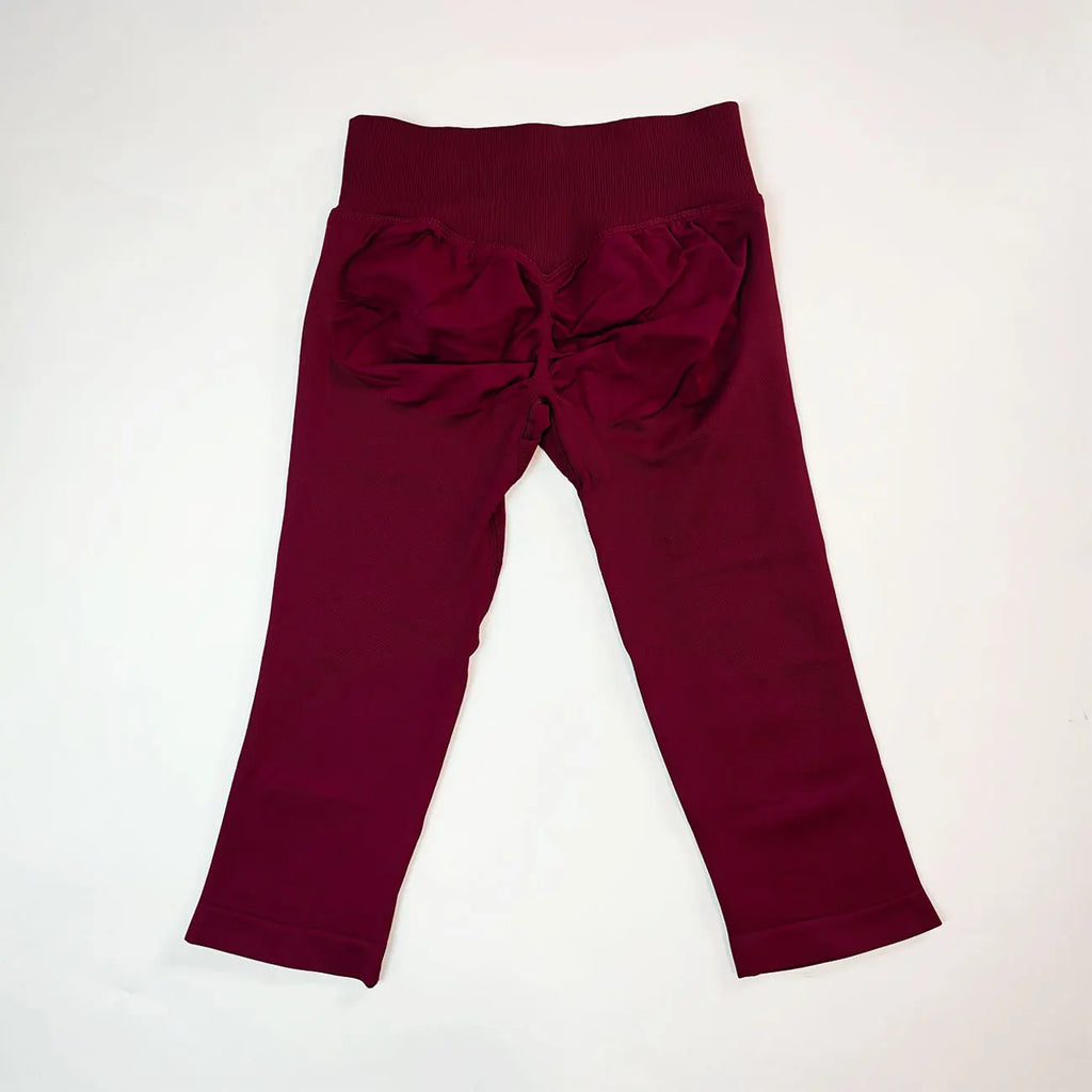 Selene Seamless Scrunch-Butt Yoga Capri Leggings Activewear One-piece