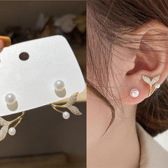 Luxury Fishtail Pearl Stud Earrings Crystal Imitation Pearl Sweet Earrings