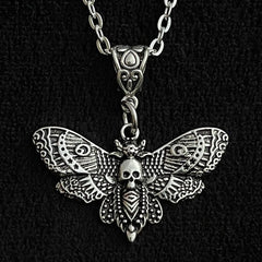 Exquisite skull moth necklace retro death moth necklace personality trend hip hop butterfly gothic pendant gift