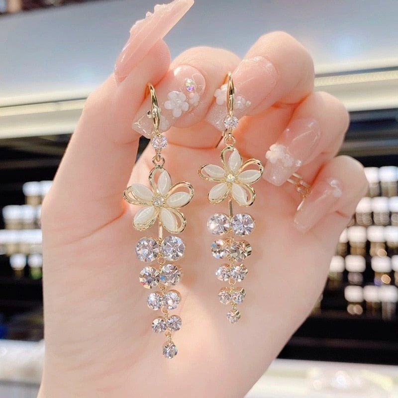 Exquisite Opal Flower Earrings Rhinestone Long Tassel Zircon Earrings