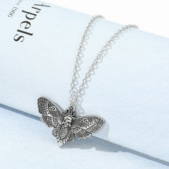 Exquisite skull moth necklace retro death moth necklace personality trend hip hop butterfly gothic pendant gift