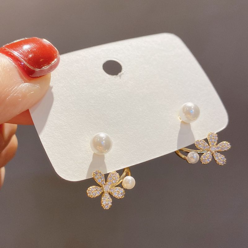 Marina Pearl Fishtail Stud Earrings