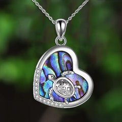 Fashion, lively, cute turtle animal necklace, lucky longevity turtle, safe pendant to protect the family, gifts for relatives an