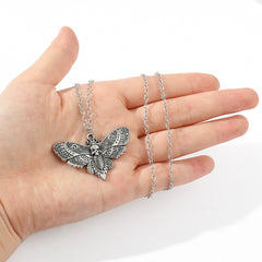 Exquisite skull moth necklace retro death moth necklace personality trend hip hop butterfly gothic pendant gift