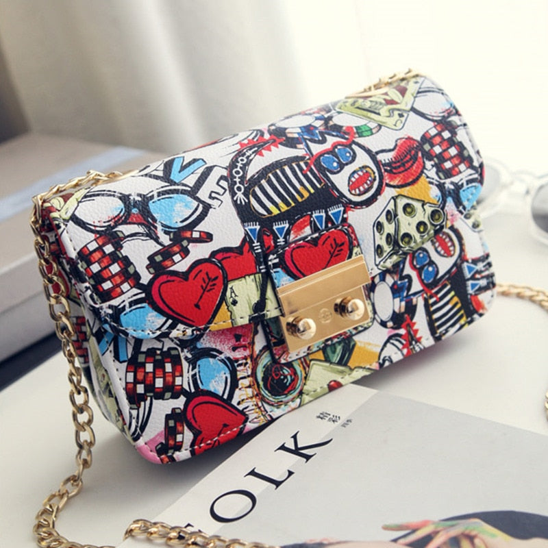 2022 New Women Bags Summer Graffiti Ladies Designer Handbags High Quality Chain Mini Bag Women Messenger Bags For Women Clutch Main image