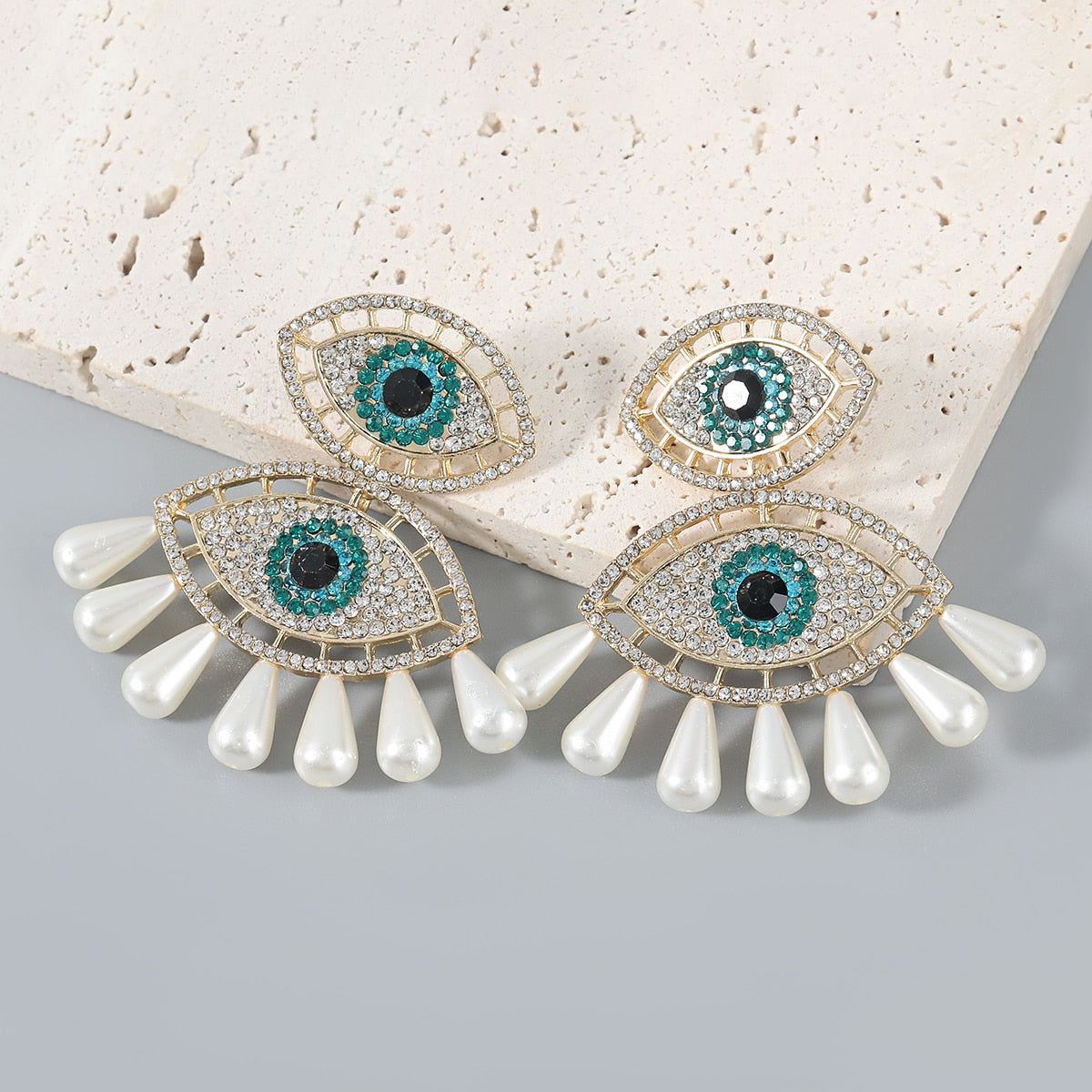 Exaggerated Metal Rhinestone Imitation Pearl Evil Eye Earrings Castle Banquet Dangle Earrings Women&#39;s Statement Accessories