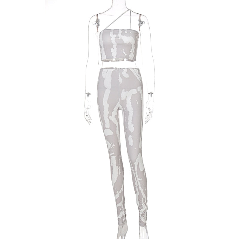 Hugcitar 2021 Sleeveless Slash Neck Ribbed Print Crop Top Pants 2 Pieces Set Bodycon Summer Sexy Women Streetwear Y2K Party
