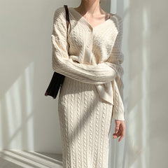 V-necked hemp pattern knitted cardigan sweater with high waist bag butt skirt two-piece suit