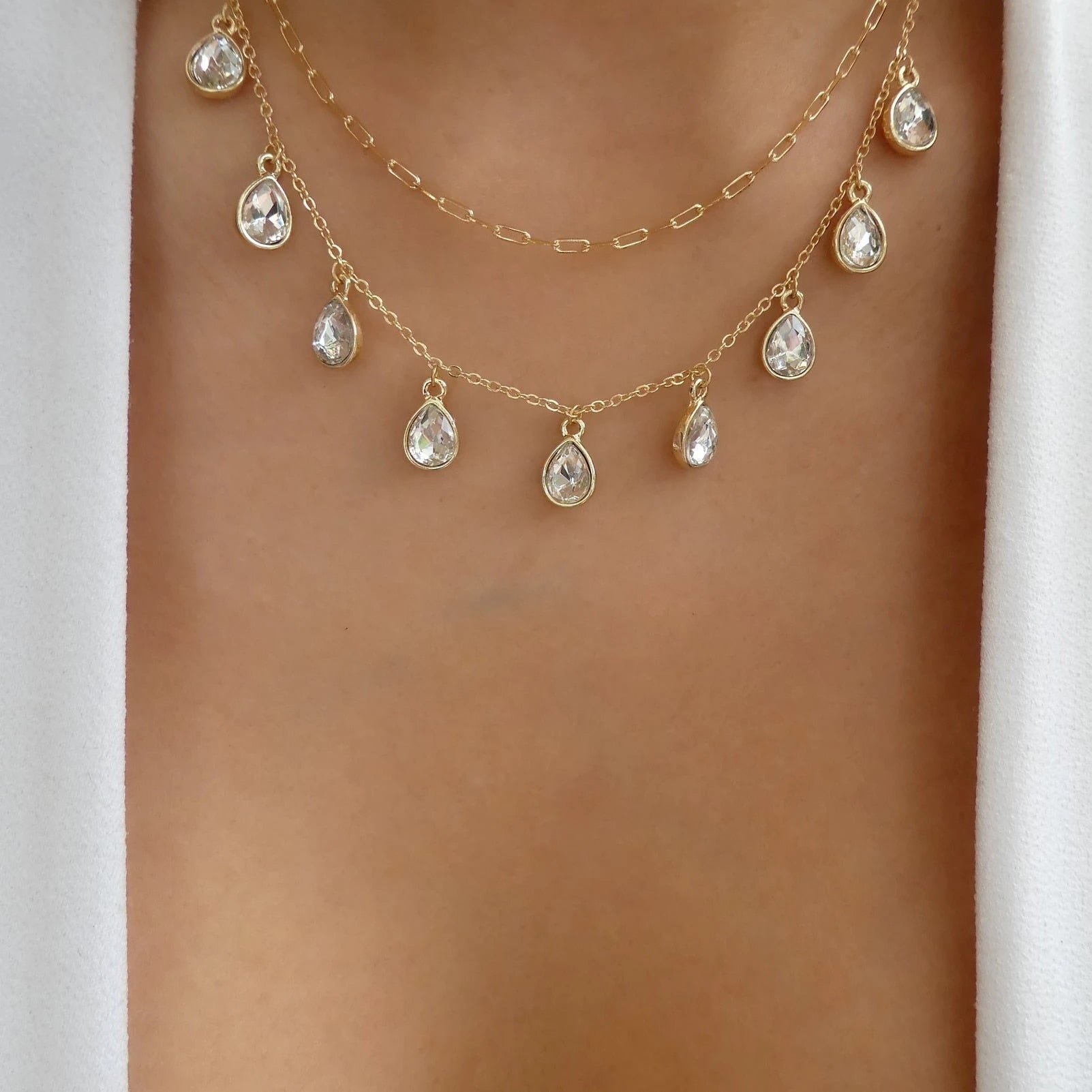 Multilayered Green Stone Water Drop Alloy Necklace Secondary image