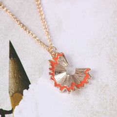 DIY New Creative Pencil Fragment Pendant Fashion Lady Necklace Black Red Pencil Shavings Alloy Pendant Girl Jewelry Gift Hot