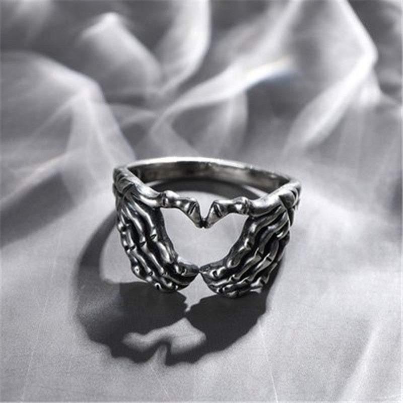 Samantha's Heart and Skull Ring