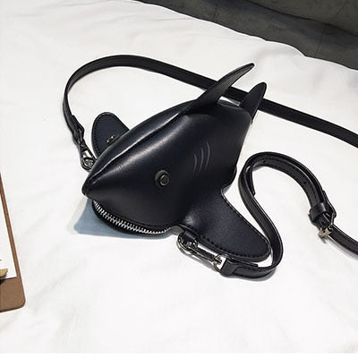 Funny Shark Shaped Women Shoulder Messenger Bag Cartoon Chain Lady Hand Bags PU leather Phone Bag Crossobdy Bags Bolsas Feminina