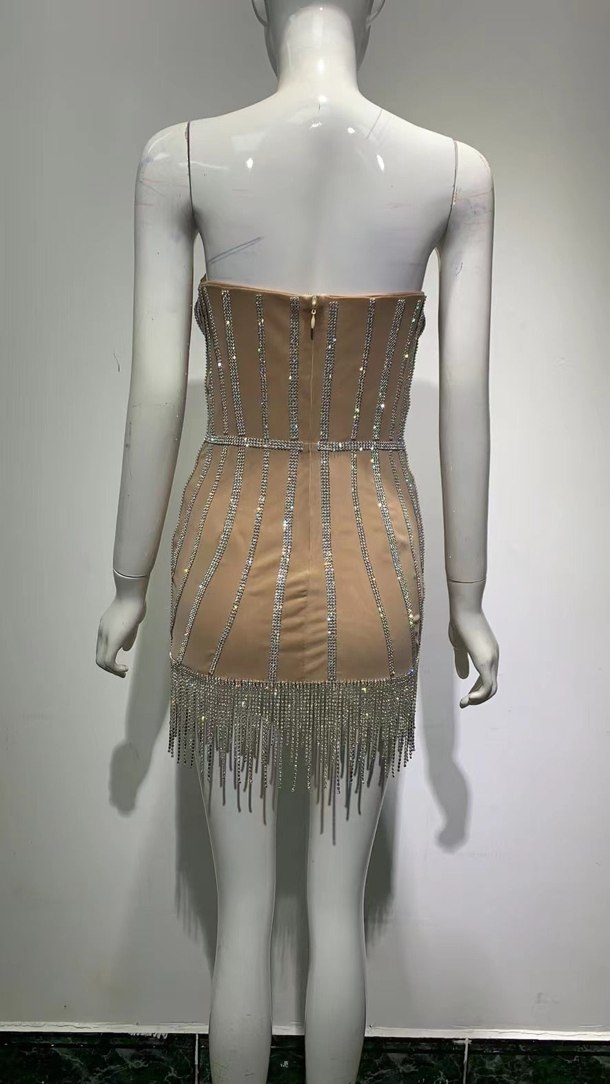 Women Summer Sexy Strapless Backless Beading Diamonds Crystal Tassel Mini Dress 2021 Elegant Evening Party Club Dress Vestido