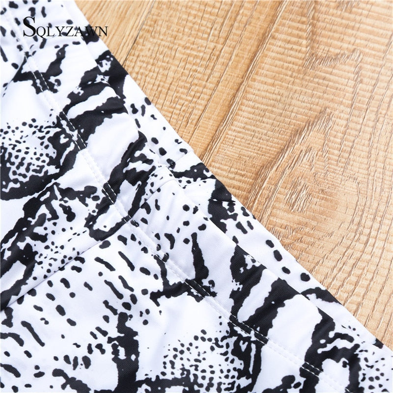 Snake Skin Two Piece Set Women Summer Strapless Backless Crop Top Elastic Waist Shorts Tracksuit Fashion Beachwear 2 Pcs Outfits
