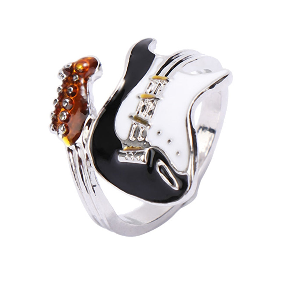 Punk Style Personality Exaggeration European Lovers&#39; Black White Color Oiled Guitar Ring Finger Jewelry