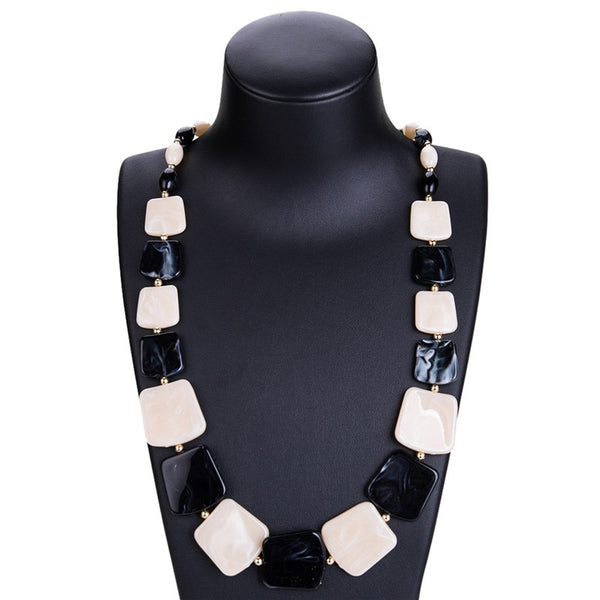 Maribel Geometric Bead Pendant Necklace