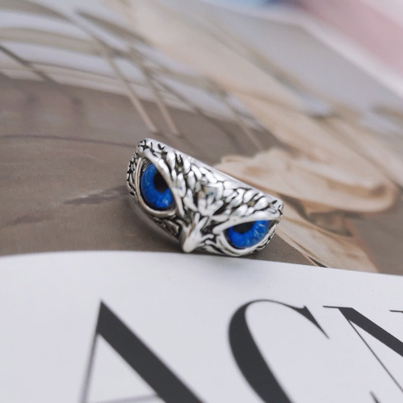 Cute Tongue Twisting Frog Ring Secondary image