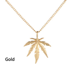1Pcs Fashion Maple Leaf Necklace Titanium Steel Hemp Leaf Pendant Glittery Charm Chain Gift Jewelry Hip Hop Jewelry Accessories