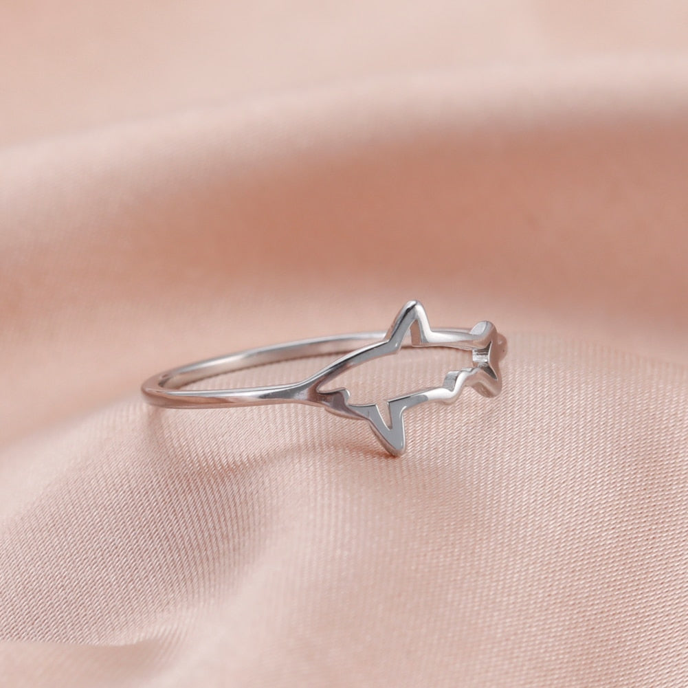 Skyrim Stainless Steel Fish Shark Shaped Rings for Women Minimalist Finger Rings Jewelry Party Birthday Gifts Wholesale 2023 Main image