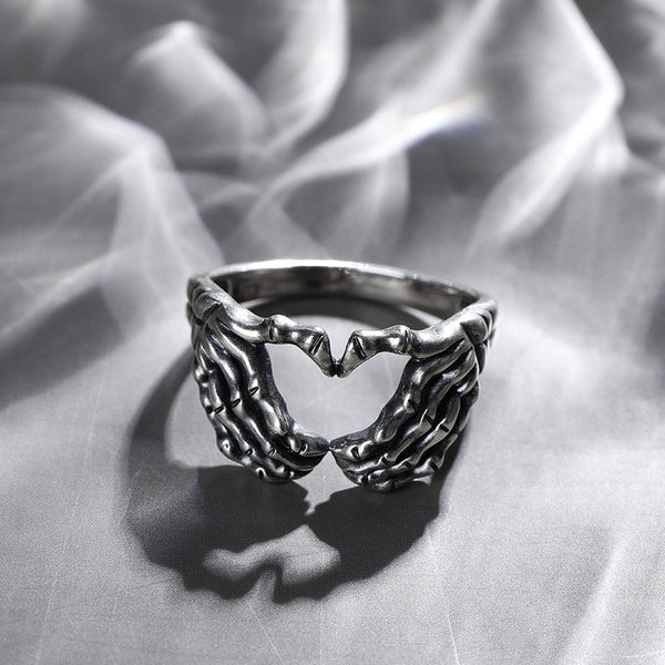 Samantha's Heart and Skull Ring