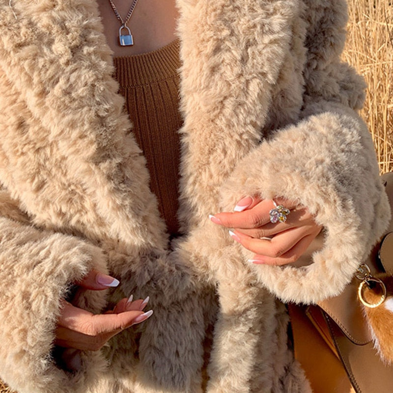 Lautaro Winter Long Oversized Shaggy Fuzzy Warm Thick Fluffy Faux Fur Coat Women Sashes Lapel Stylish Luxury Korean Fashion 2021