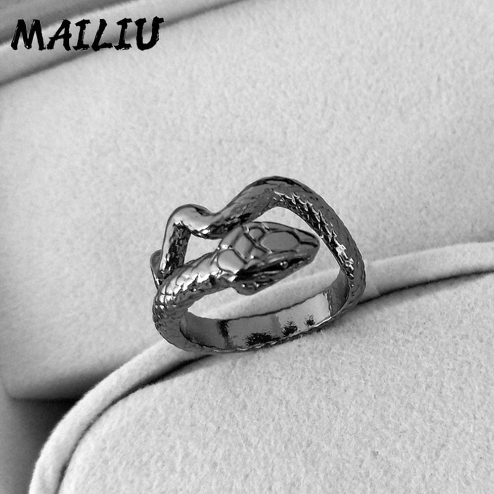 Rattlesnake Ring Vintage Silver Plated Snake Ring Motorcycle Party Punk Domineering Ring Women Men Ring Cool Hip Hop Jewelry Secondary image