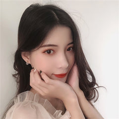 Funny Light Bulb Small Stud Earrings Women Korean Fashion Cute Mini Unique Earrings Statement Boho Cool Harajuku Jewelry 2020