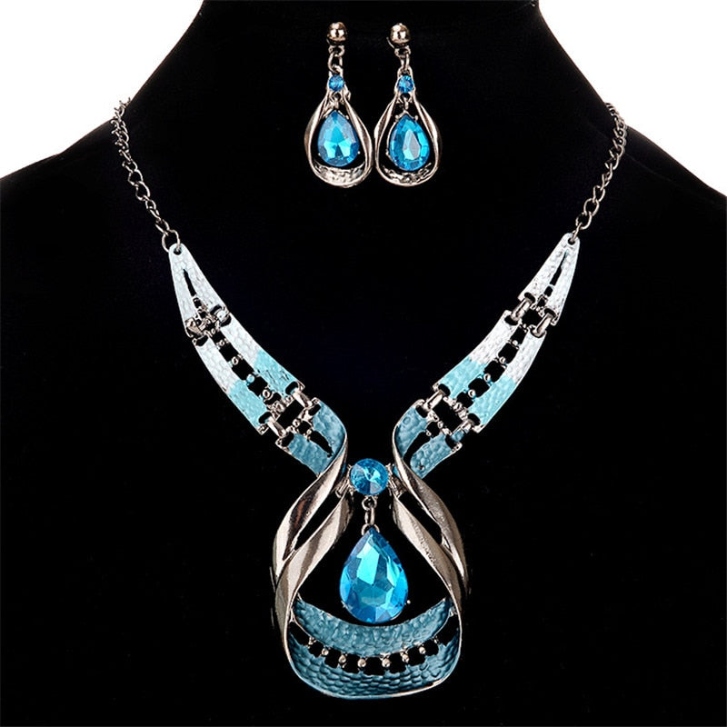 Valencia Geometric Tassel Jewelry Set