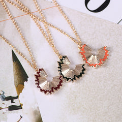 DIY New Creative Pencil Fragment Pendant Fashion Lady Necklace Black Red Pencil Shavings Alloy Pendant Girl Jewelry Gift Hot